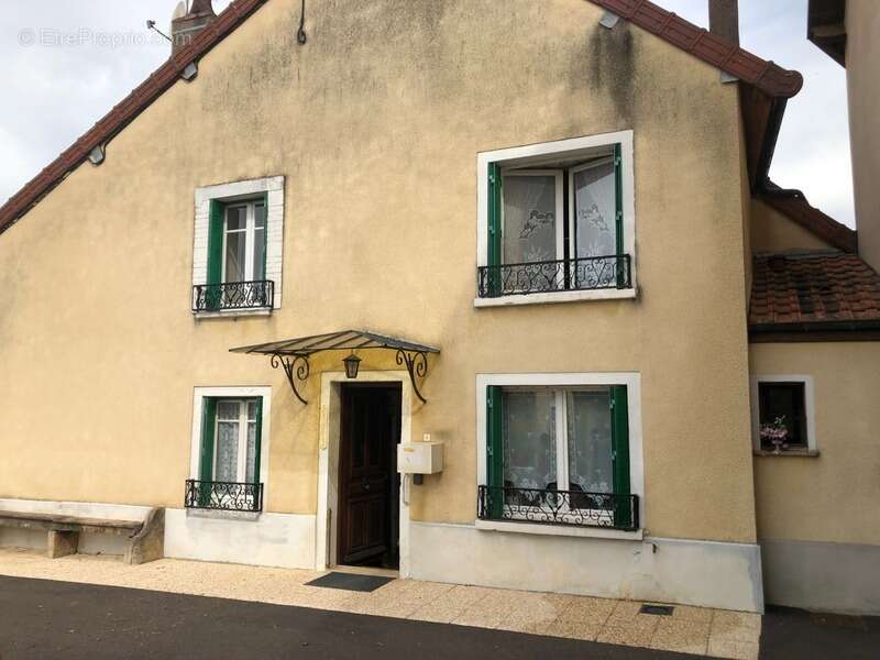 Maison familiale à vendre à Vitteaux – 127 m² – 4 chambres – Jardin – Garage – À 40 min de Dijon - photo 2