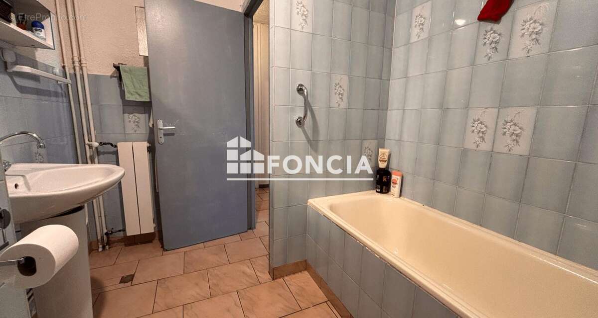 Appartement à MARSEILLE-15E