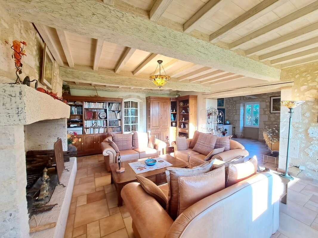 Maison à LA ROMIEU