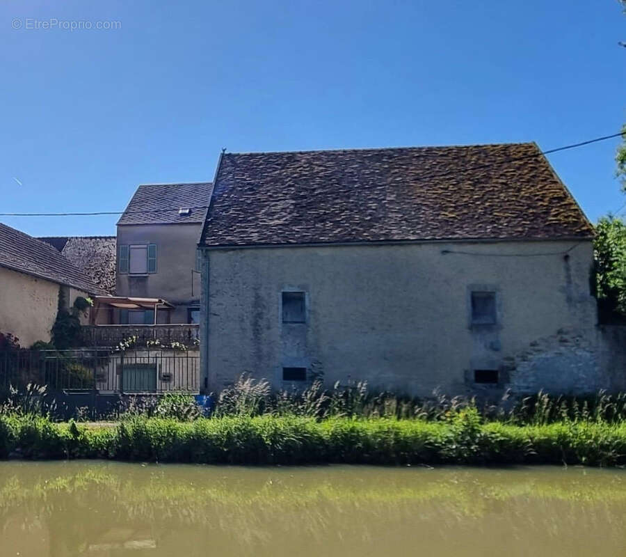 Maison à CHATILLON-EN-BAZOIS