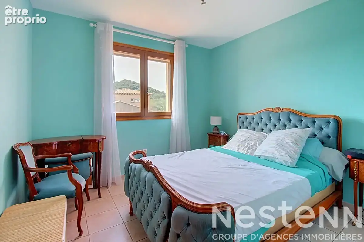 A VENDRE - Maison Vidauban 5 pièces 123m2, piscine , garage  , sous sol  et cave. - photo 11