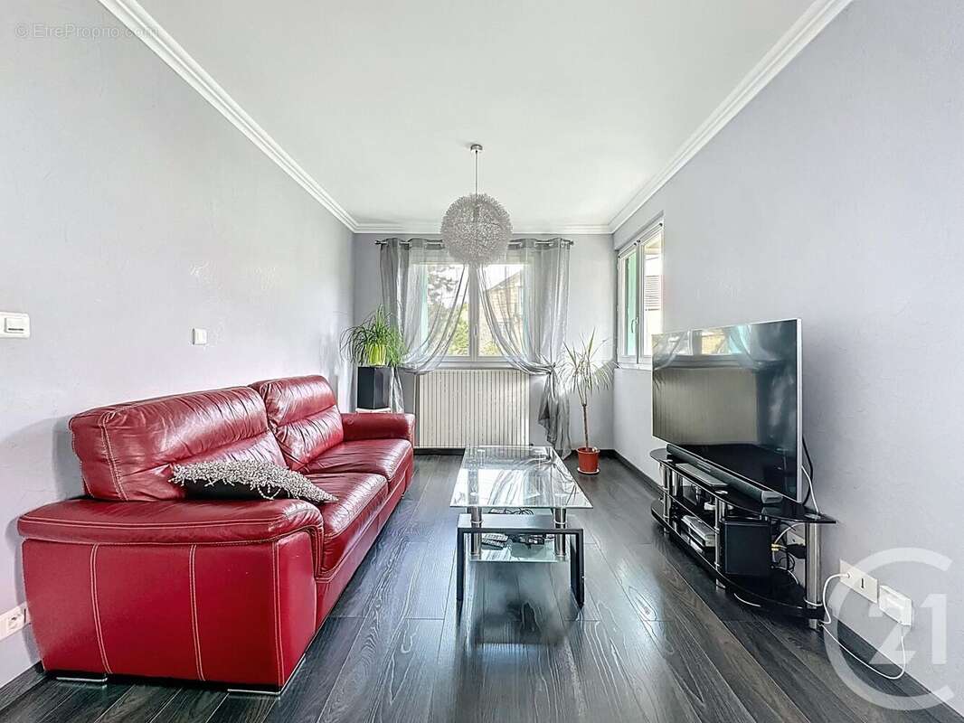 Maison à LIVRY-SUR-SEINE