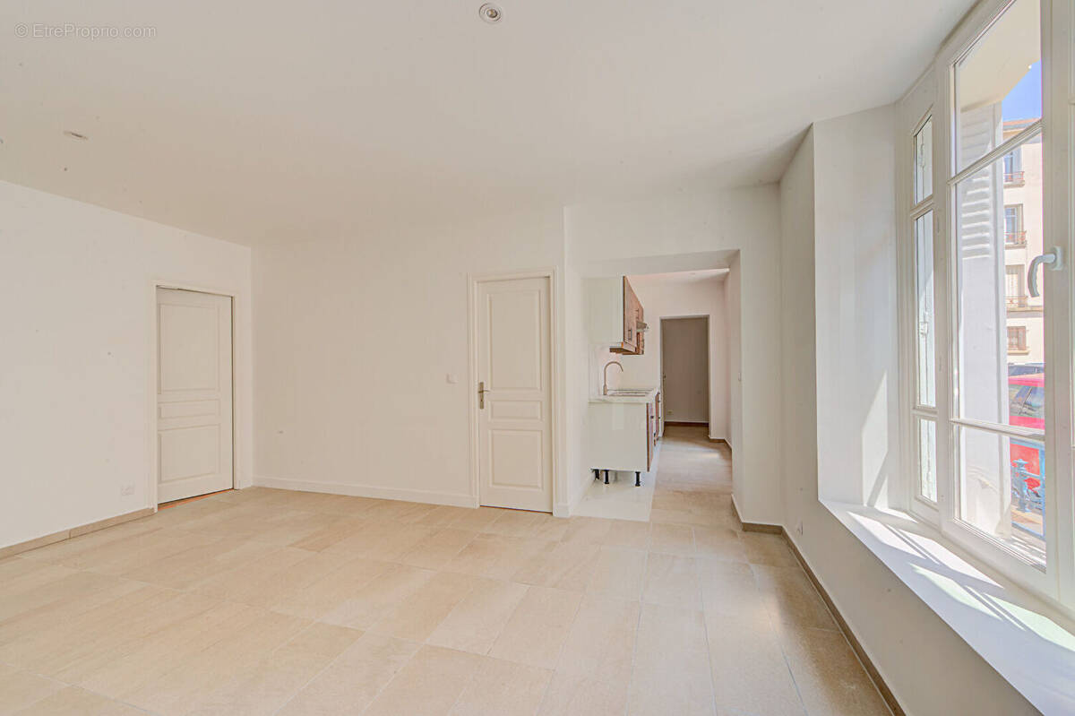 Appartement à VERSAILLES