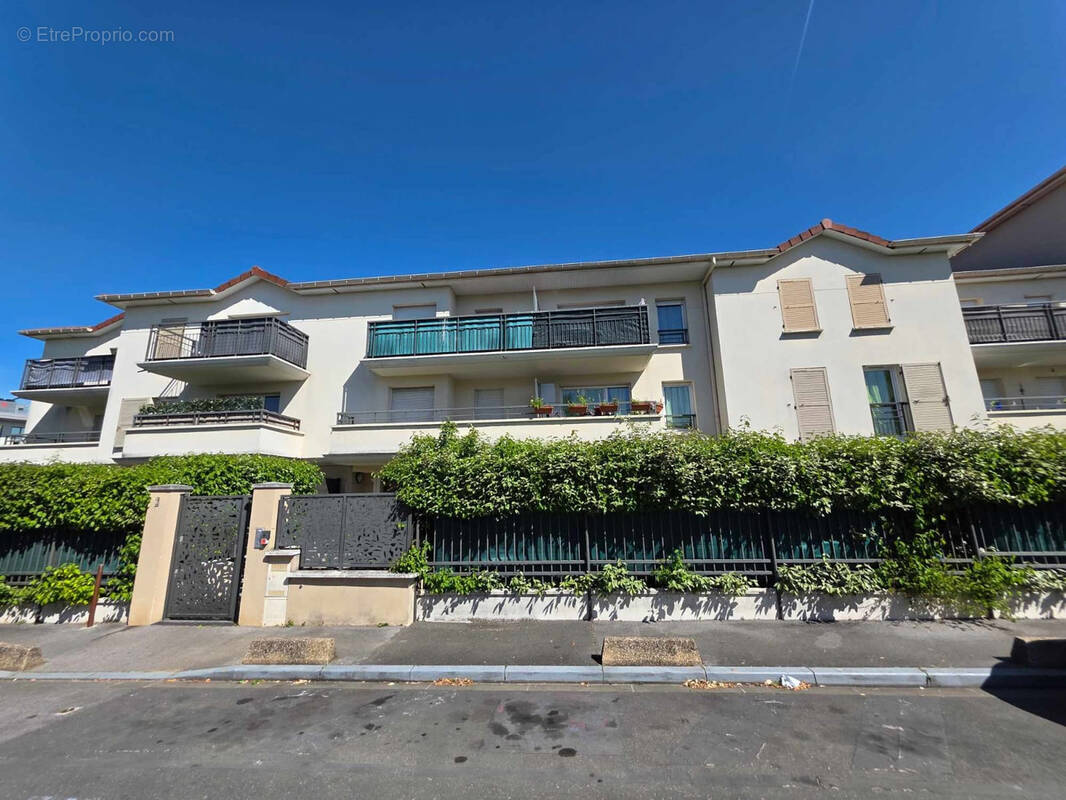 Appartement à BONNEUIL-EN-FRANCE
