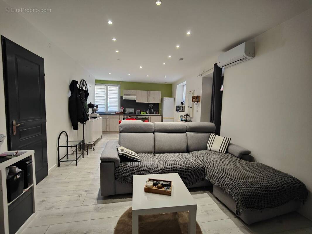 Appartement à BOUILLARGUES