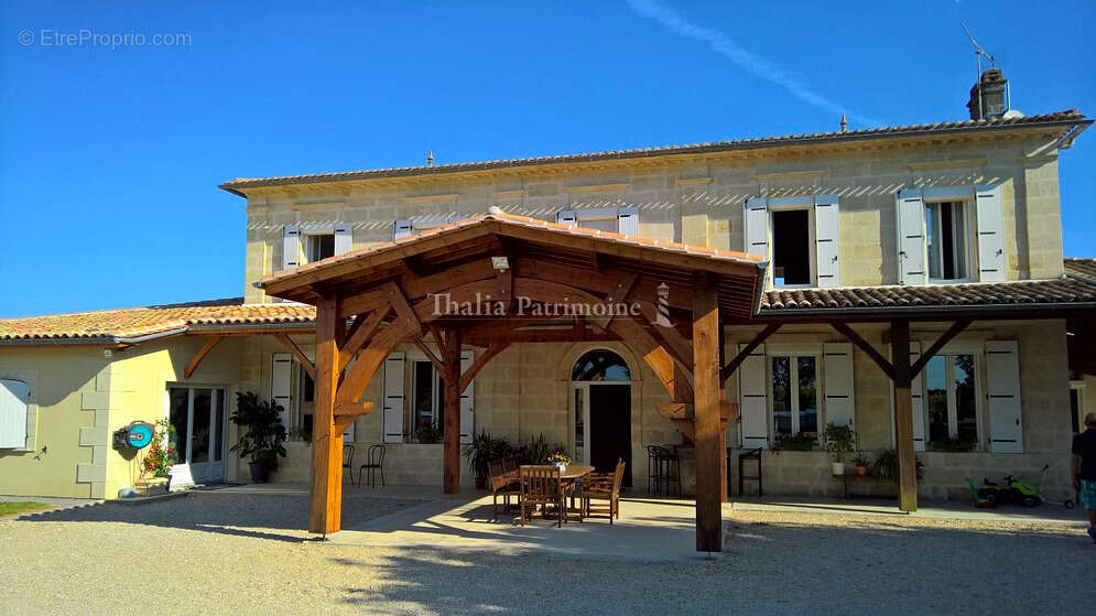 Maison à PERISSAC