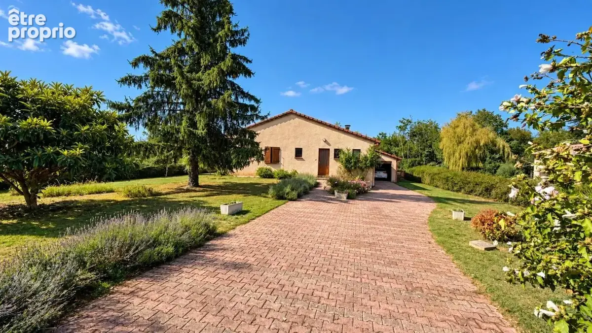 Photo Maison à Le Fossat au prix de 235 000€