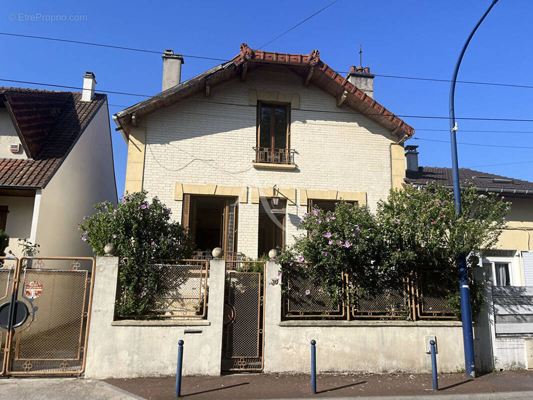 Maison à DRANCY