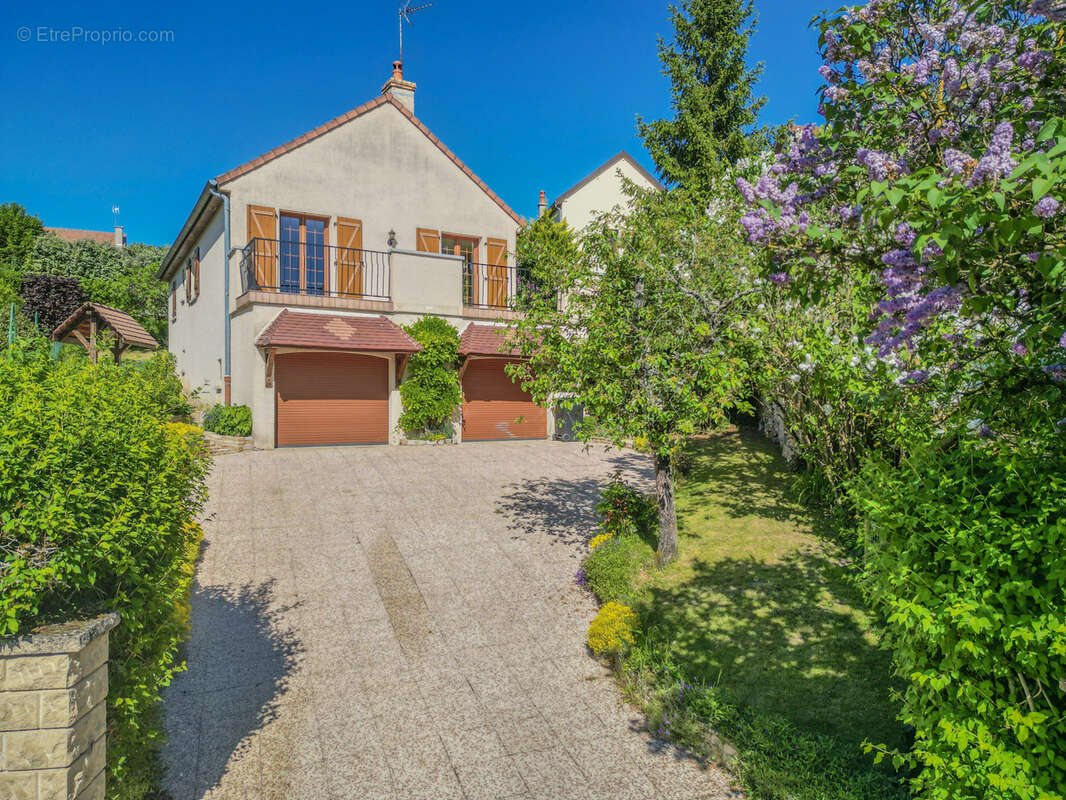 Maison à MESSIGNY-ET-VANTOUX