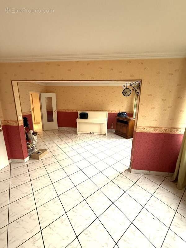 Appartement à SAINT-ETIENNE