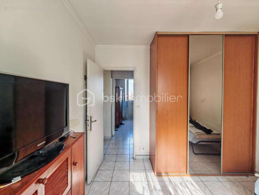 Appartement à AUBERVILLIERS