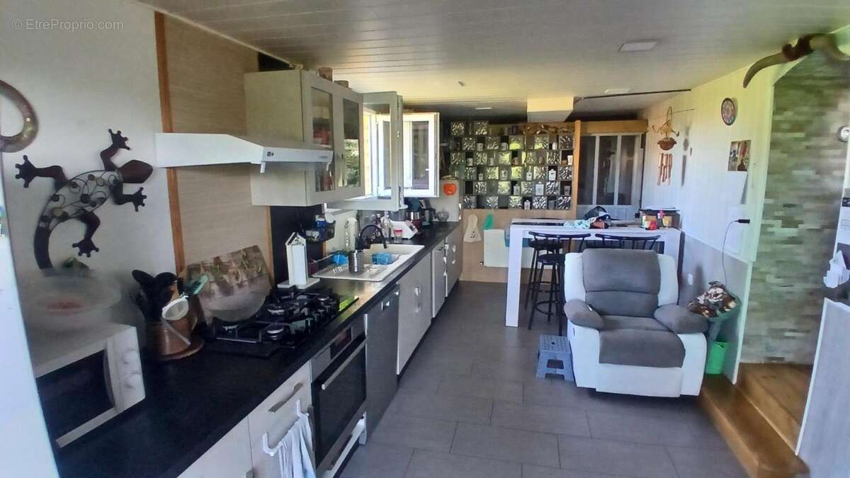 Maison à LANOBRE