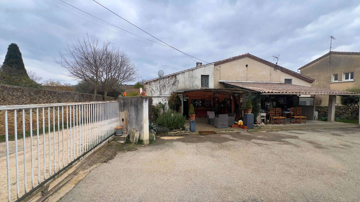 Maison à UZES