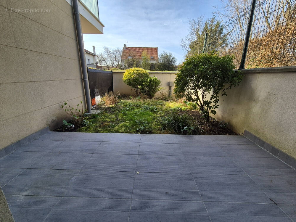 Appartement à LIVRY-GARGAN