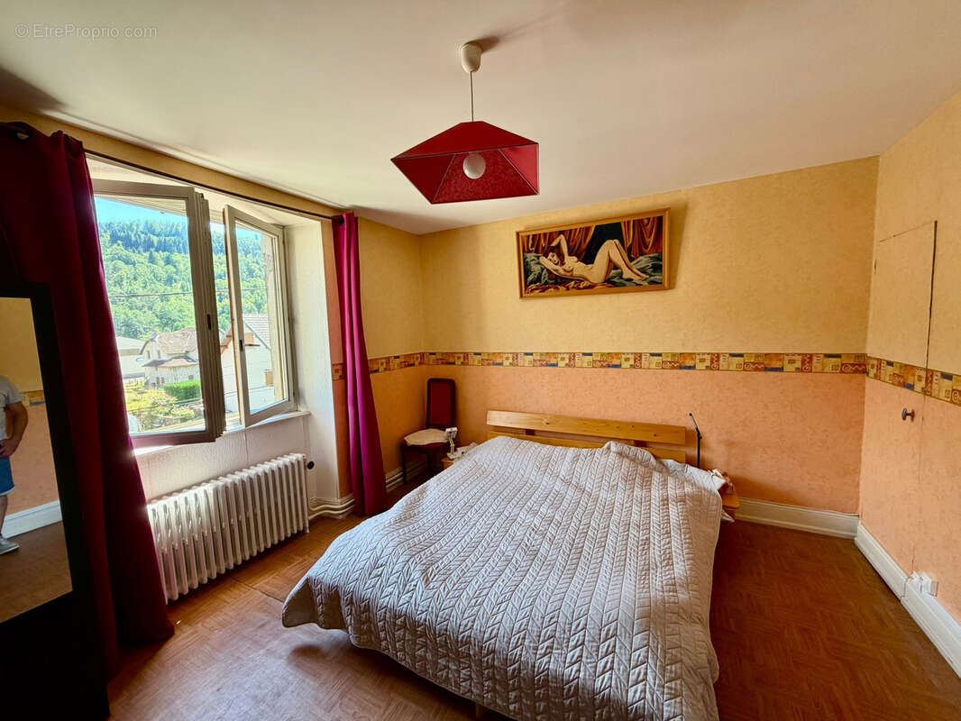 Maison à LA LONGINE