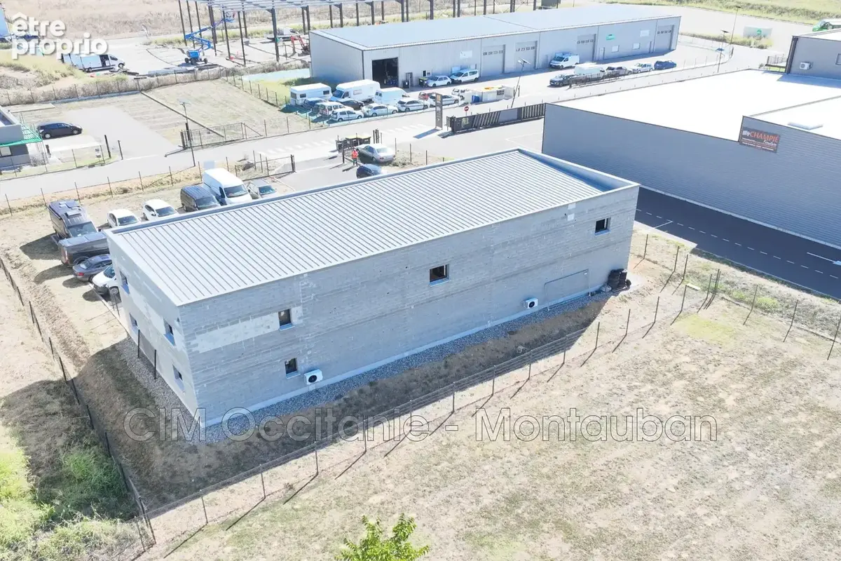 Commerce 300 m² à vendre à Grisolles (82170) - photo 4