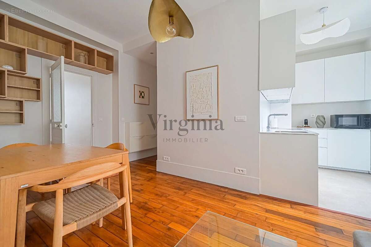 Appartement à CHARENTON-LE-PONT