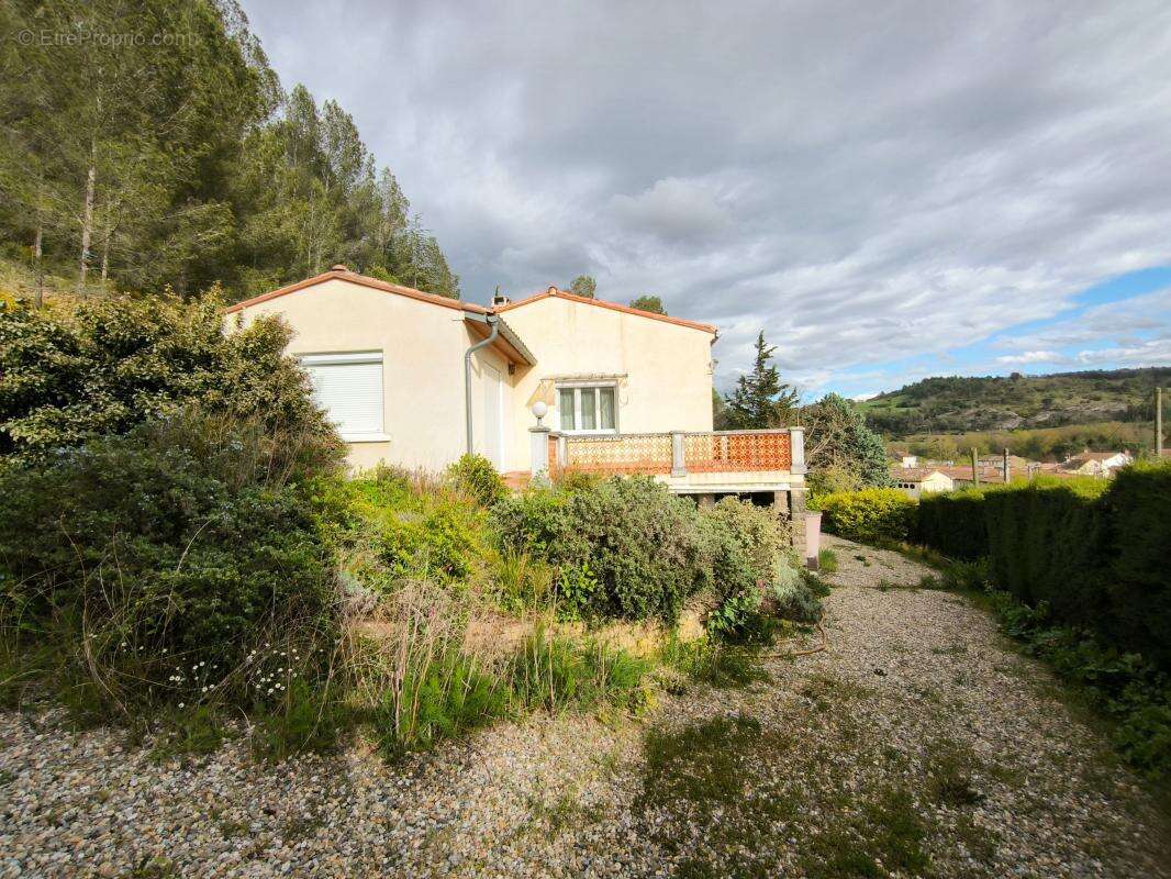 Villa + terrain de 9500 m2 + garage+  sources d'eau - photo 6