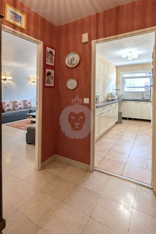 Appartement à PARIS-12E