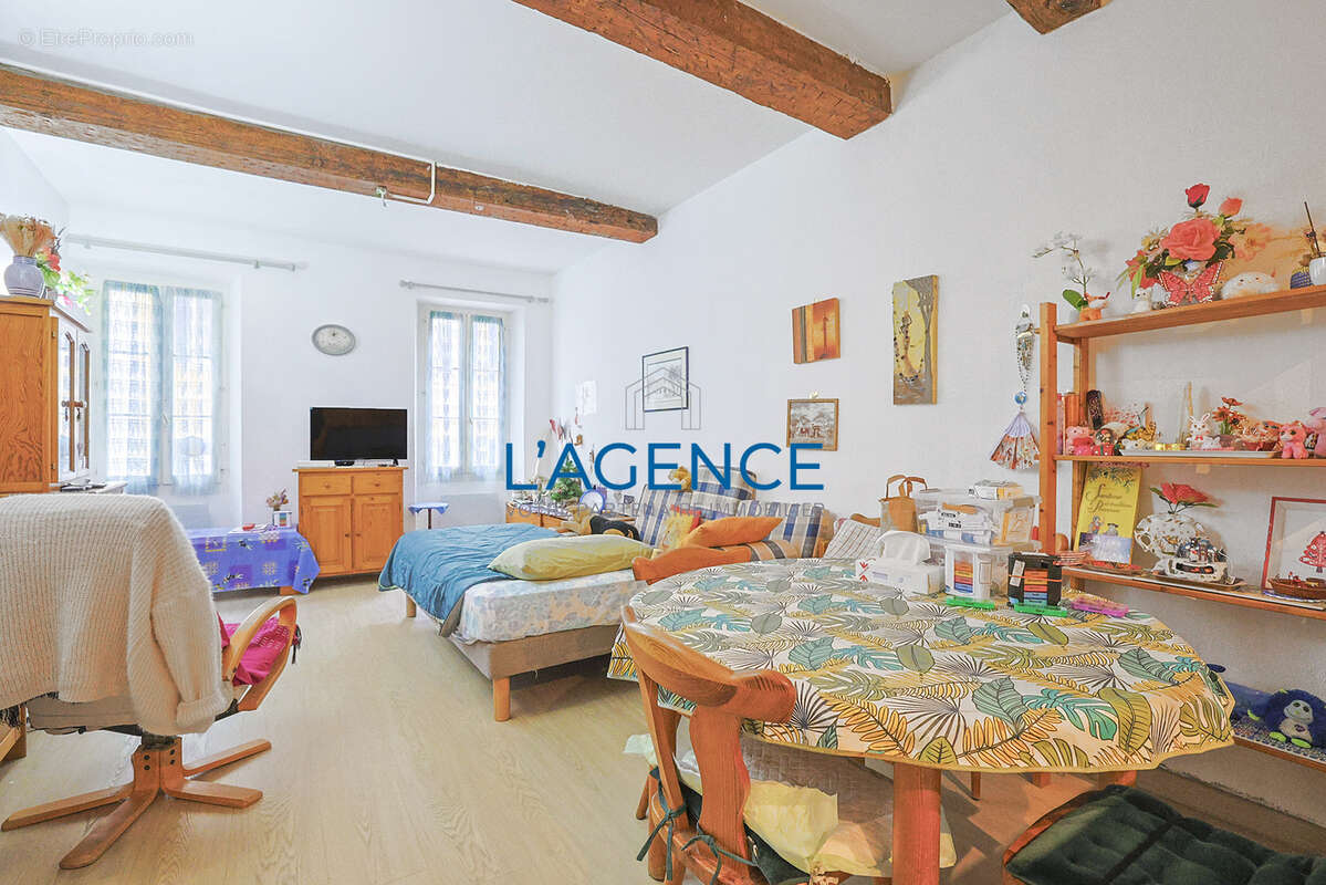 Appartement à HYERES