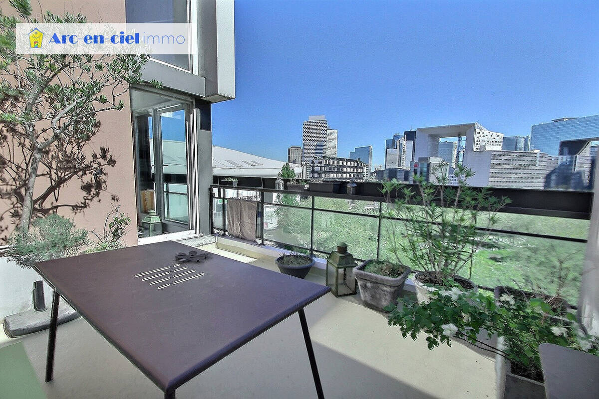 Appartement à NANTERRE