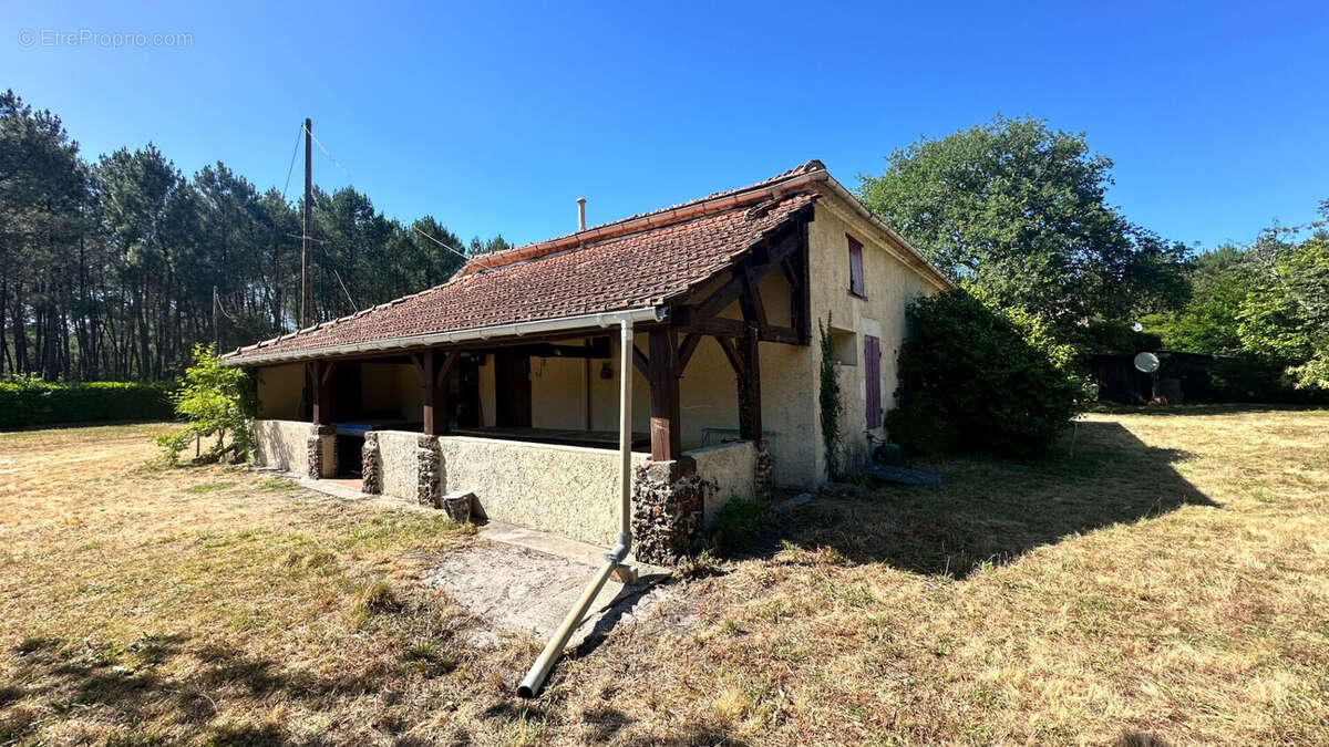 Maison à PISSOS