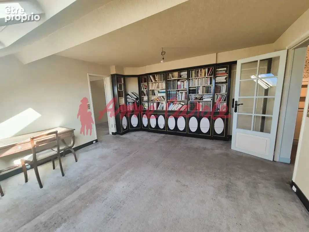 Dans le quartier prisé « Solidarité-Carnot », à 500 m du métro Croix de Chavaux et 500 m de Vincennes - photo 15