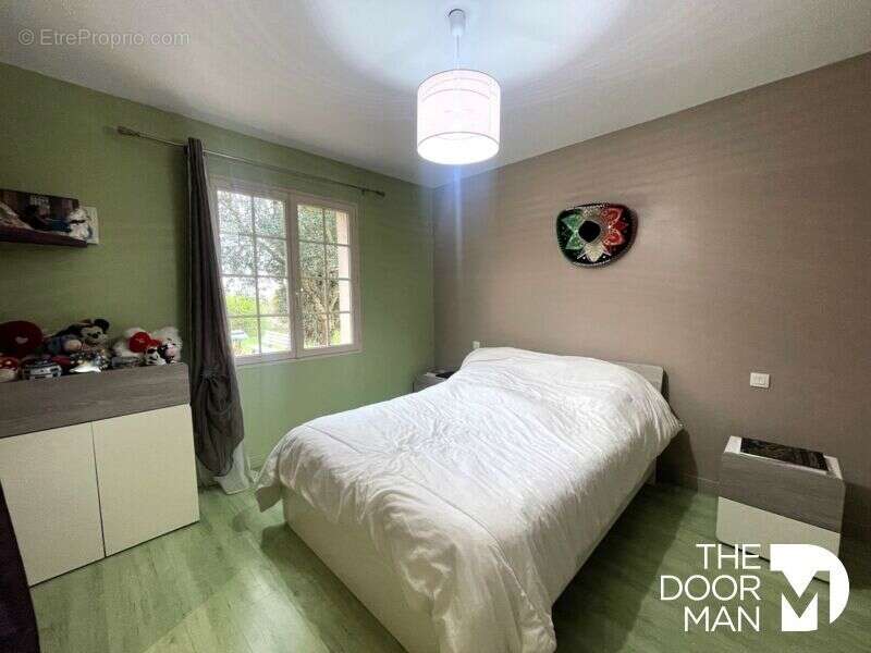 Maison à GERMOND-ROUVRE