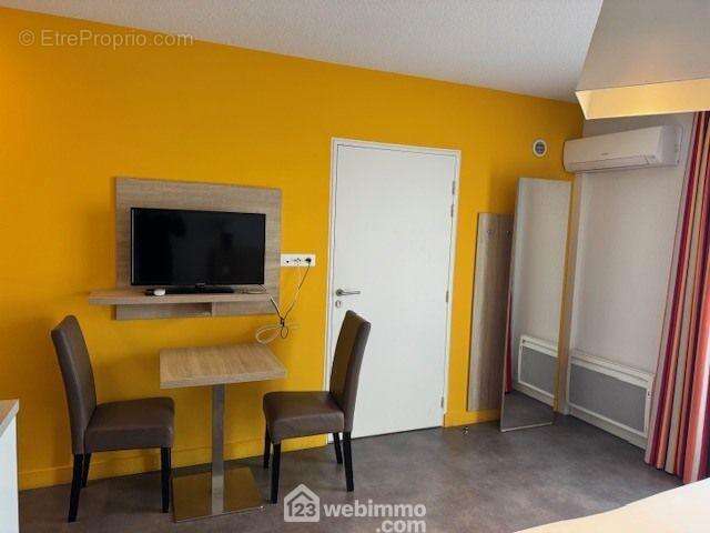 Table pour manger à 2 - Appartement à SETE