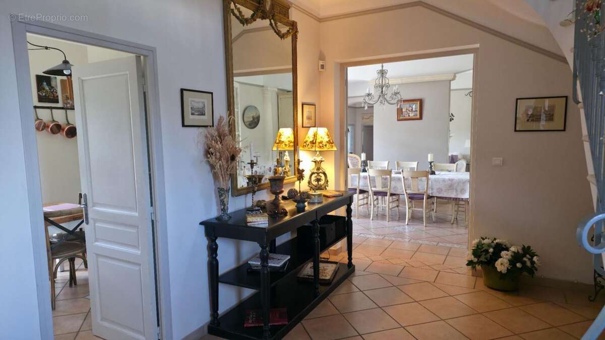 Maison à MALAUCENE