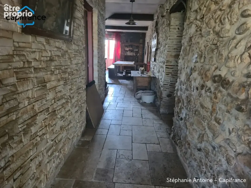 Puyoô – maison de caractère de 188,83 m², 5 chambres, grange d’environ 300 m² et terrain de 1 198 m² – 245 000 € - photo 3