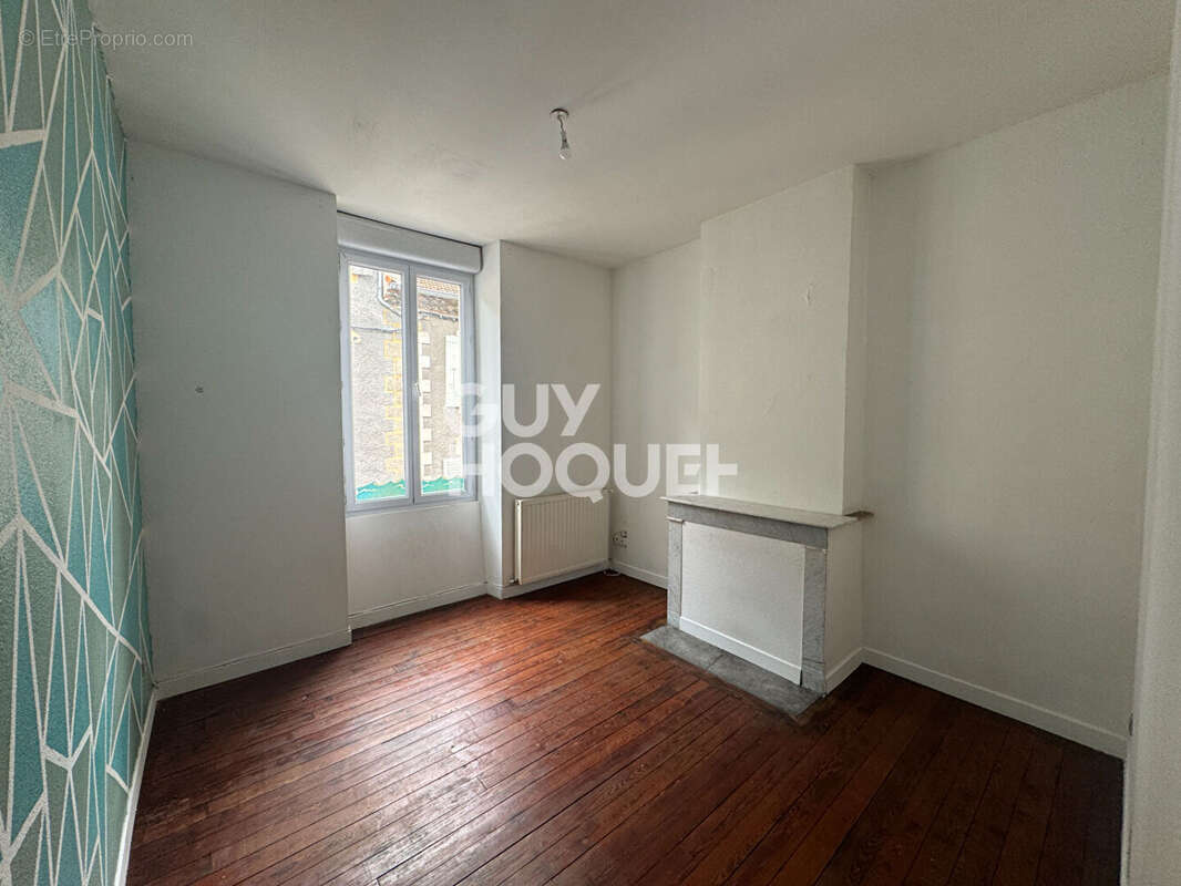 Appartement à VALS-LES-BAINS