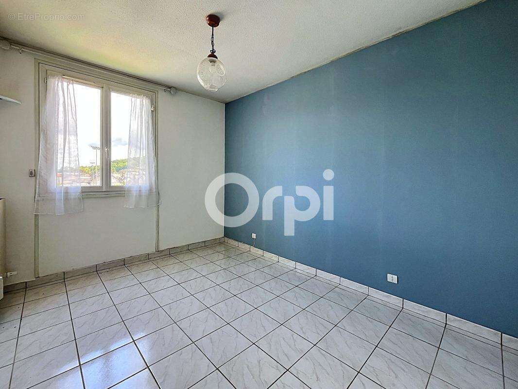 Appartement à TERRASSON-LAVILLEDIEU