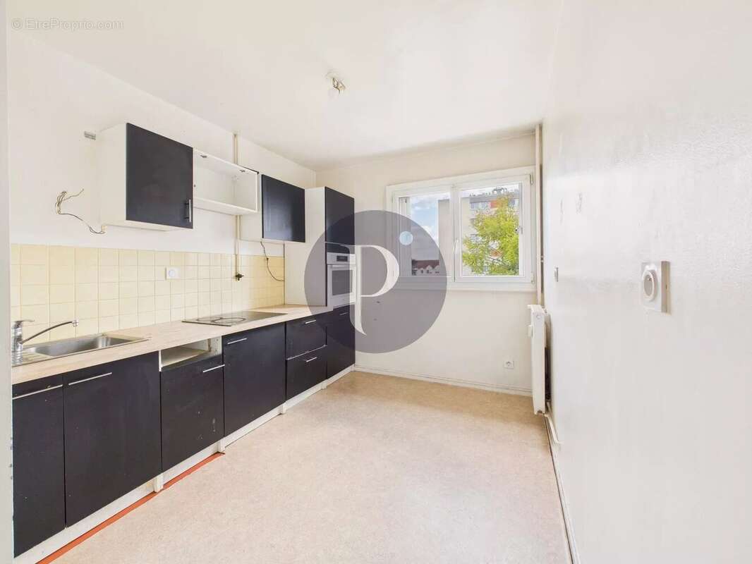 Appartement à MORANGIS