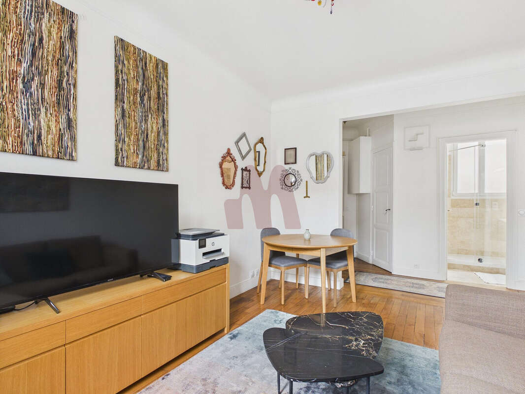 Appartement à PARIS-12E