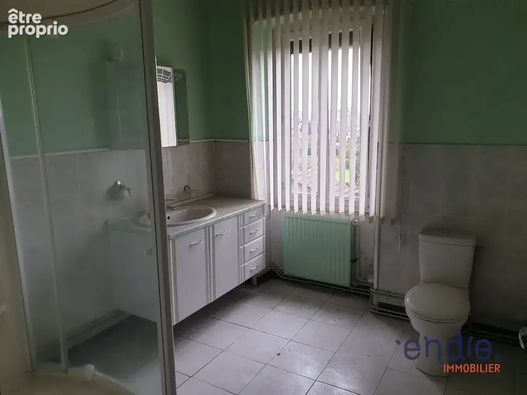 Appartement 4 pièces (76 m²) en vente à COMMENTRY - photo 3