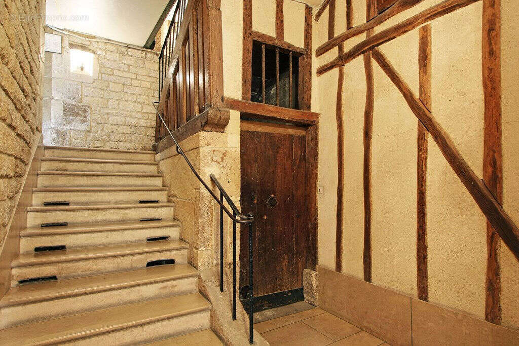Appartement à PARIS-6E