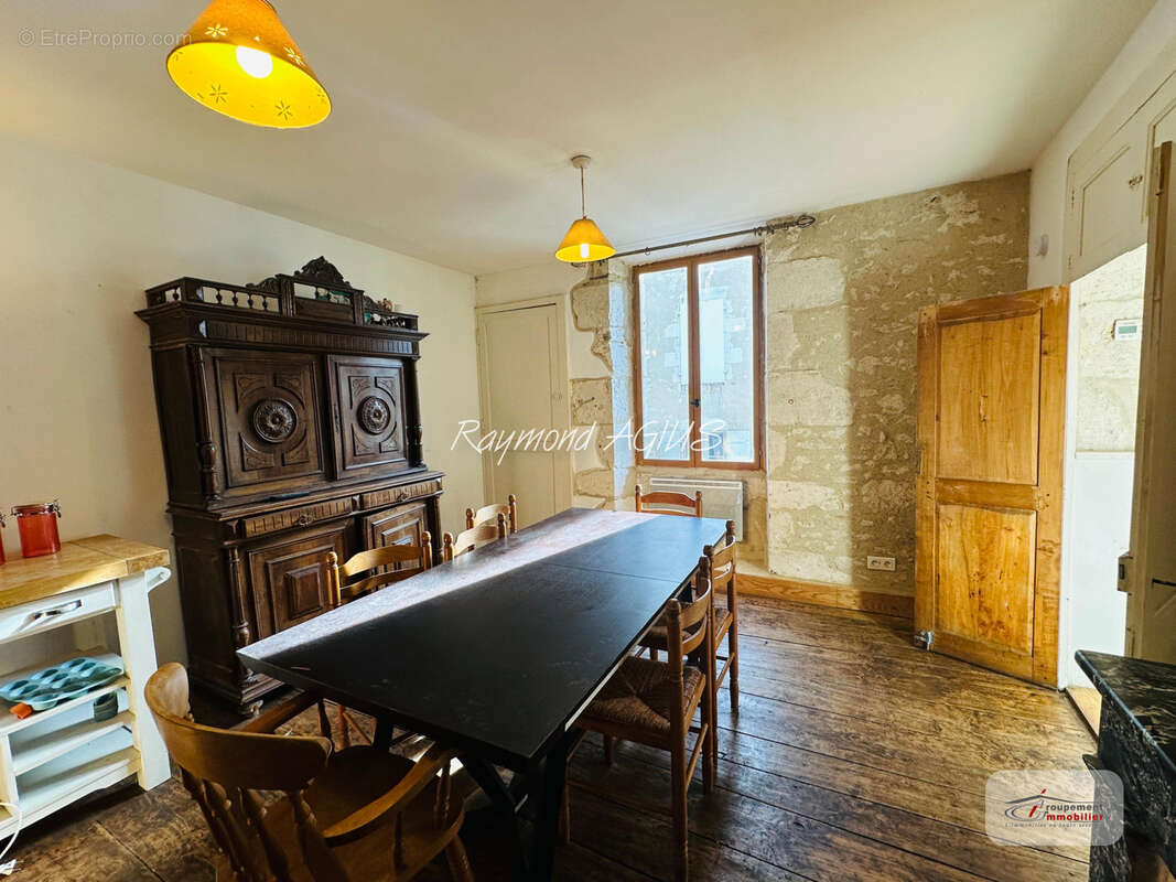 Maison à EYMET