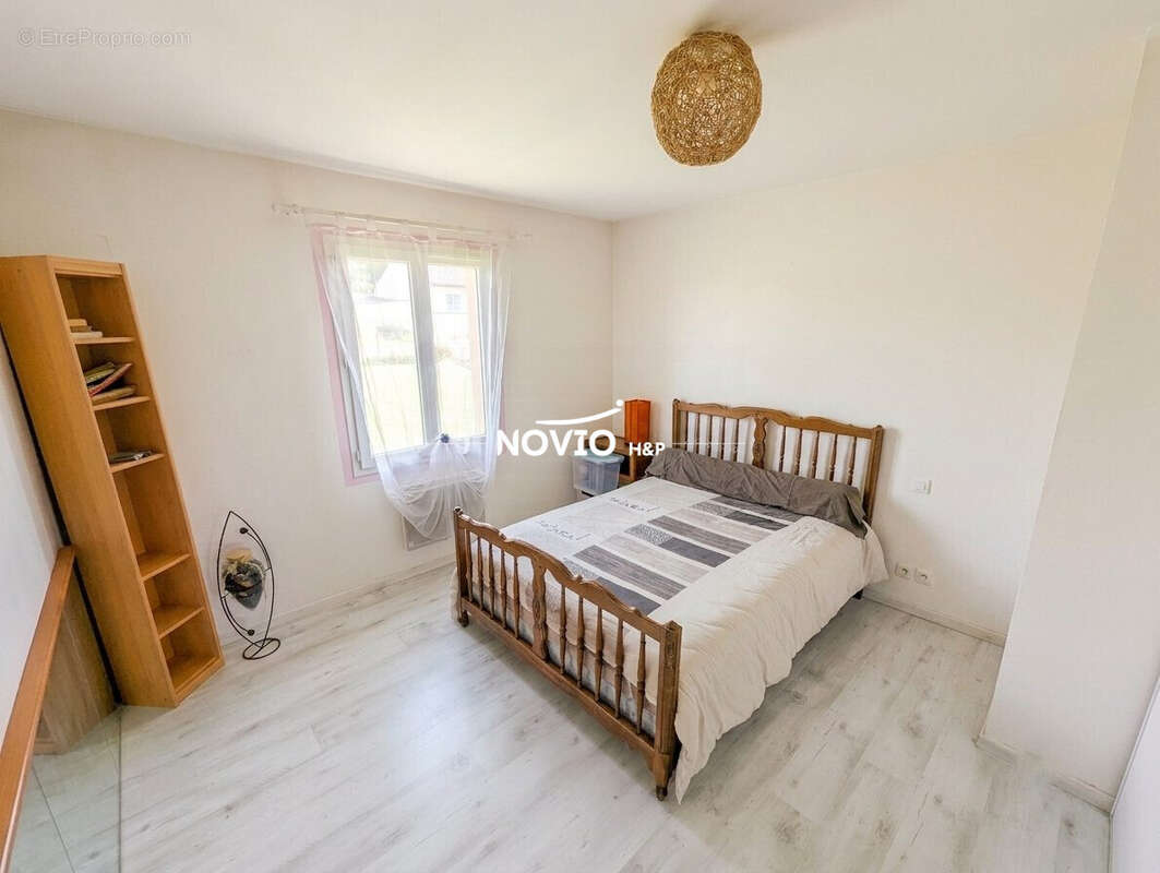 Maison 4 pièces 114 m² à vendre à Marigny-Brizay (86380) - photo 6