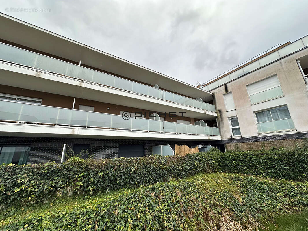 Appartement à VILLENAVE-D&#039;ORNON