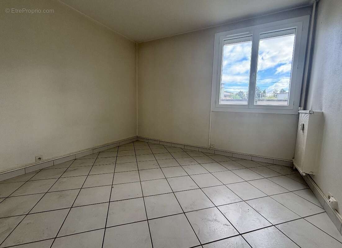 Appartement 60 m² à Romans-Sur-Isere  - photo 6