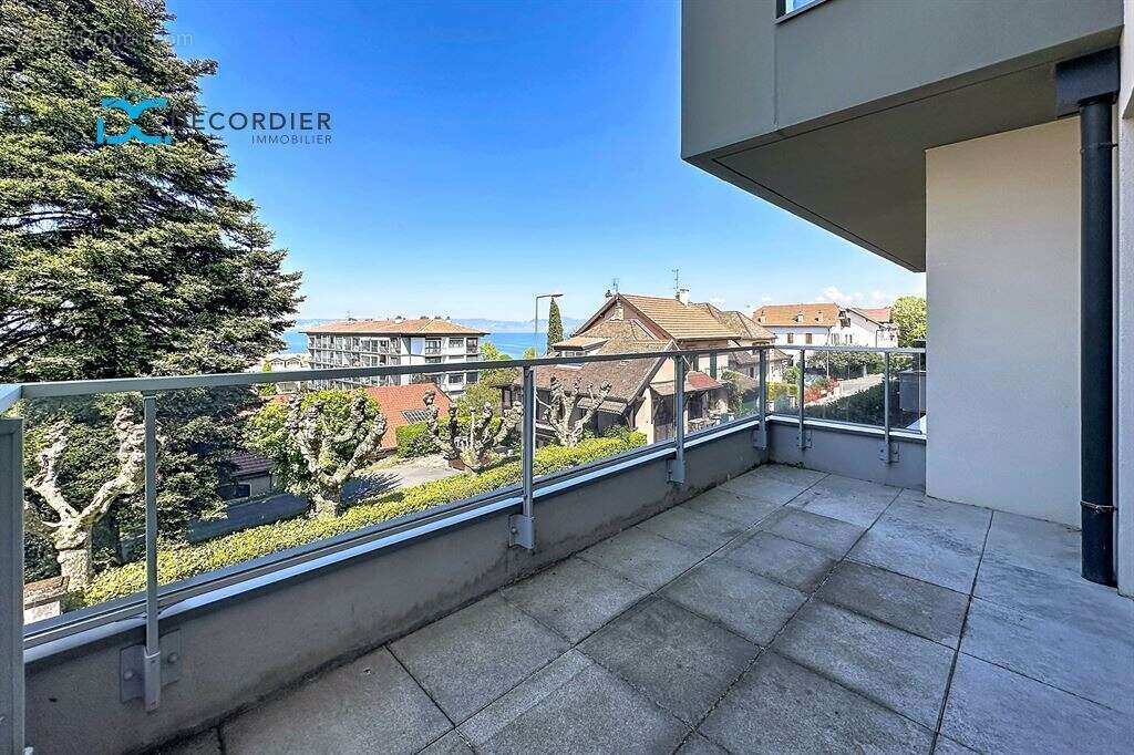 Appartement à EVIAN-LES-BAINS