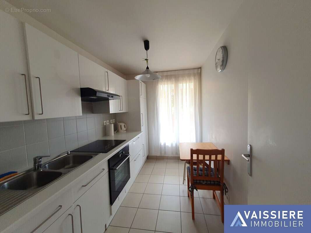 Maison à VOISINS-LE-BRETONNEUX