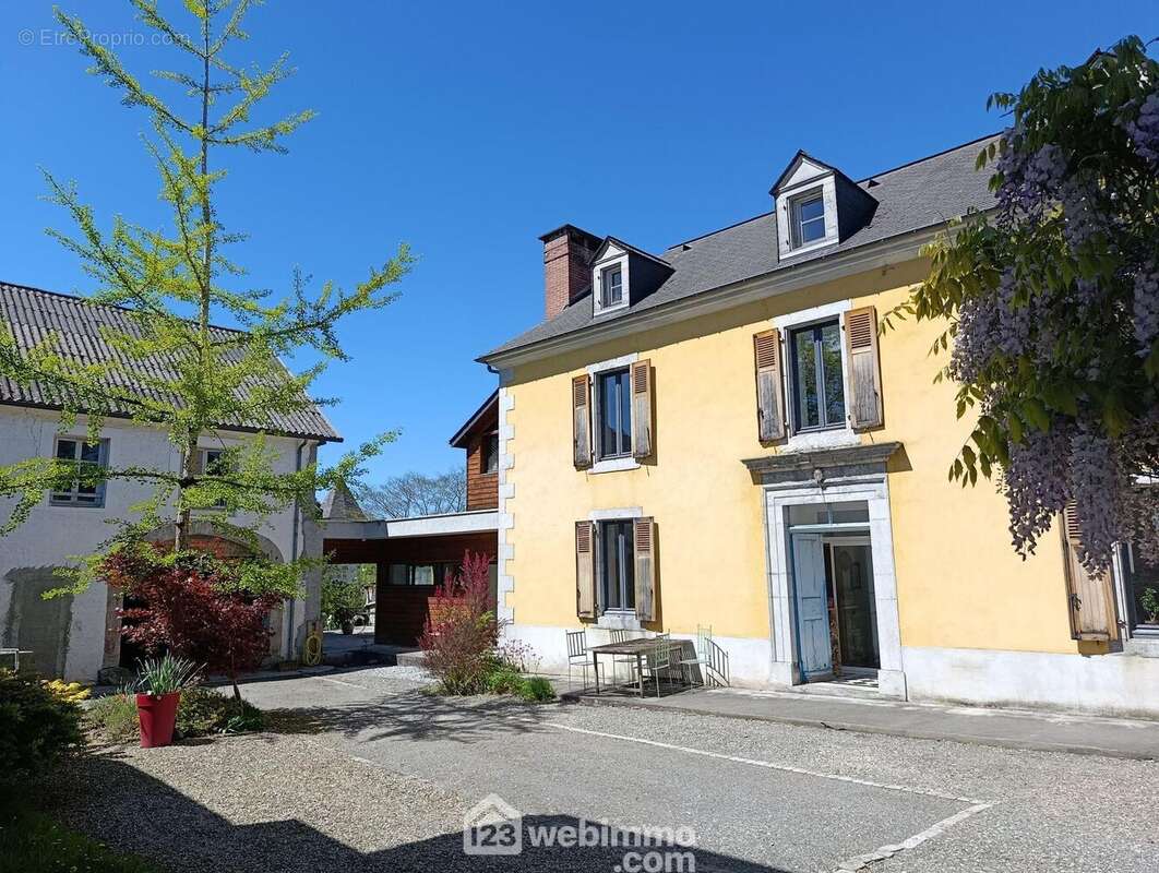 Maison 247 m² à Montaut  - photo 82