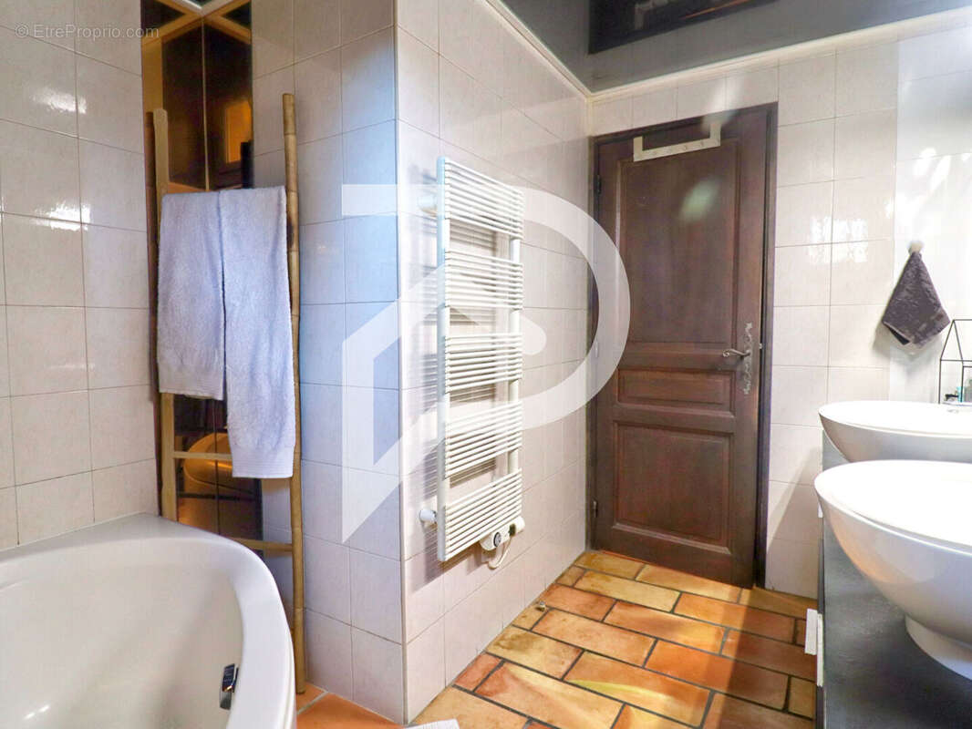 Maison à PIERREVERT