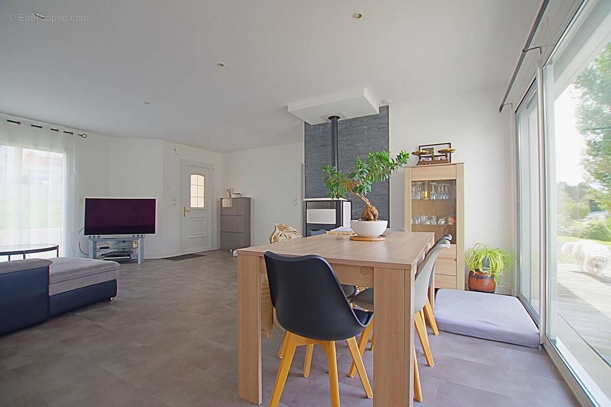 Maison à SAINTE-FOY