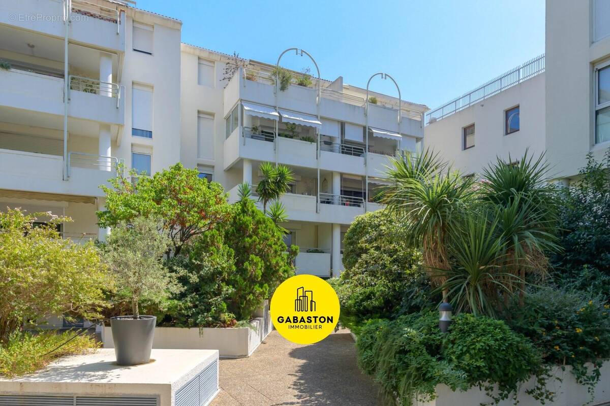 Appartement à MARSEILLE-8E