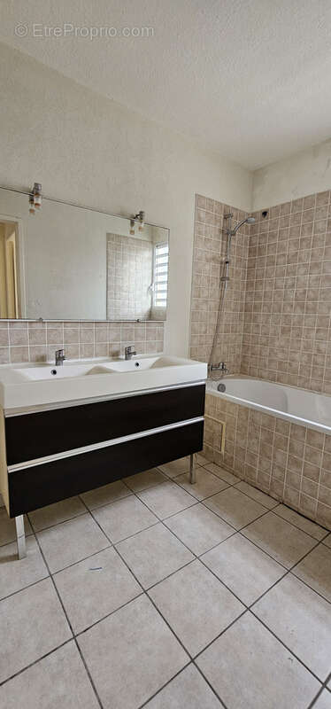 Appartement à CAYENNE