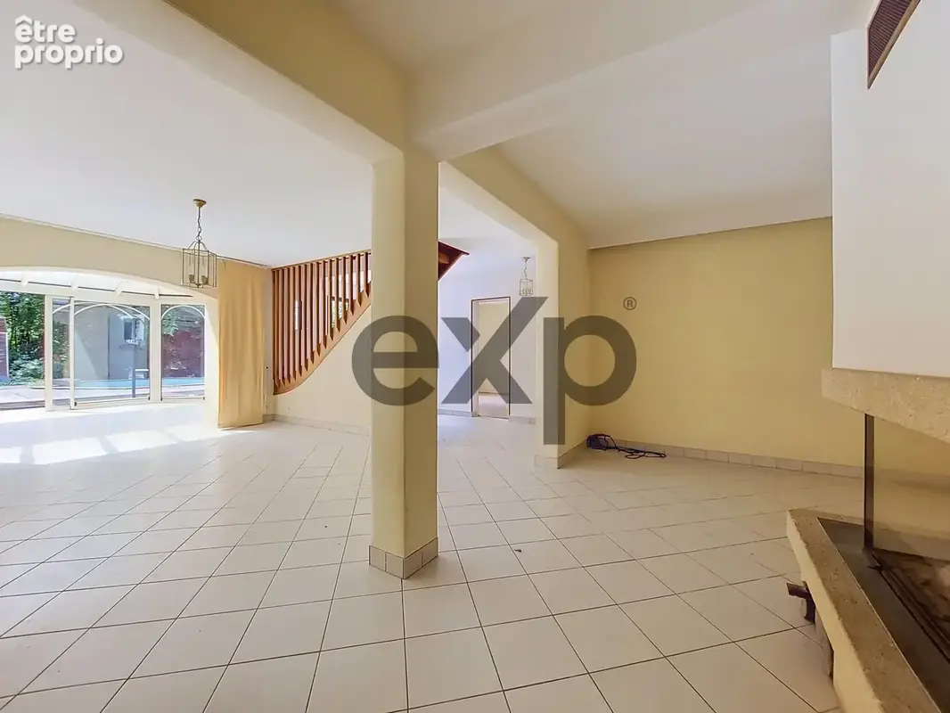 Maison 314 m² à Compiegne  - photo 5