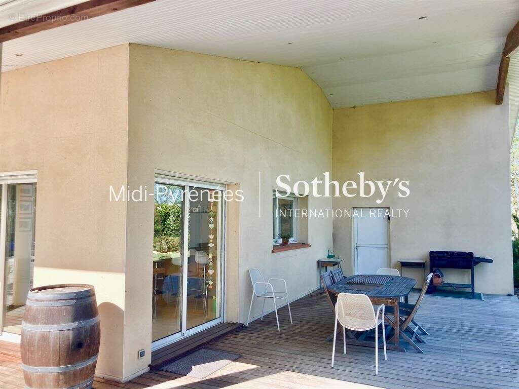 Maison à CLERMONT-LE-FORT